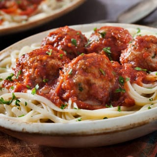 Spaghetti with Meatball Catering