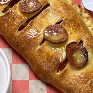 Pepperoni Calzone