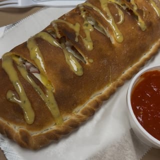 BBQ Bonanza Stromboli